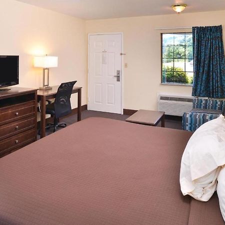 Americas Best Value Inn - Batesville Extérieur photo