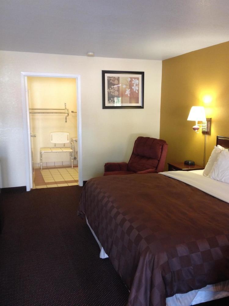 Americas Best Value Inn - Batesville Extérieur photo