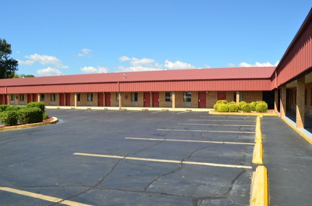 Americas Best Value Inn - Batesville Extérieur photo