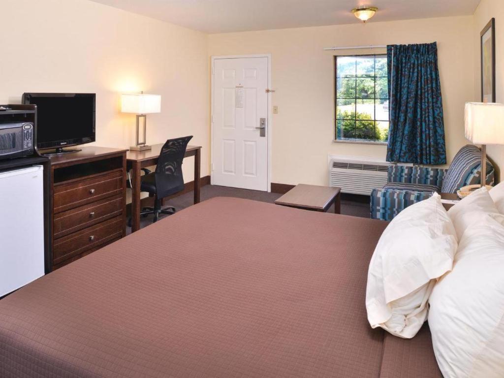 Americas Best Value Inn - Batesville Extérieur photo