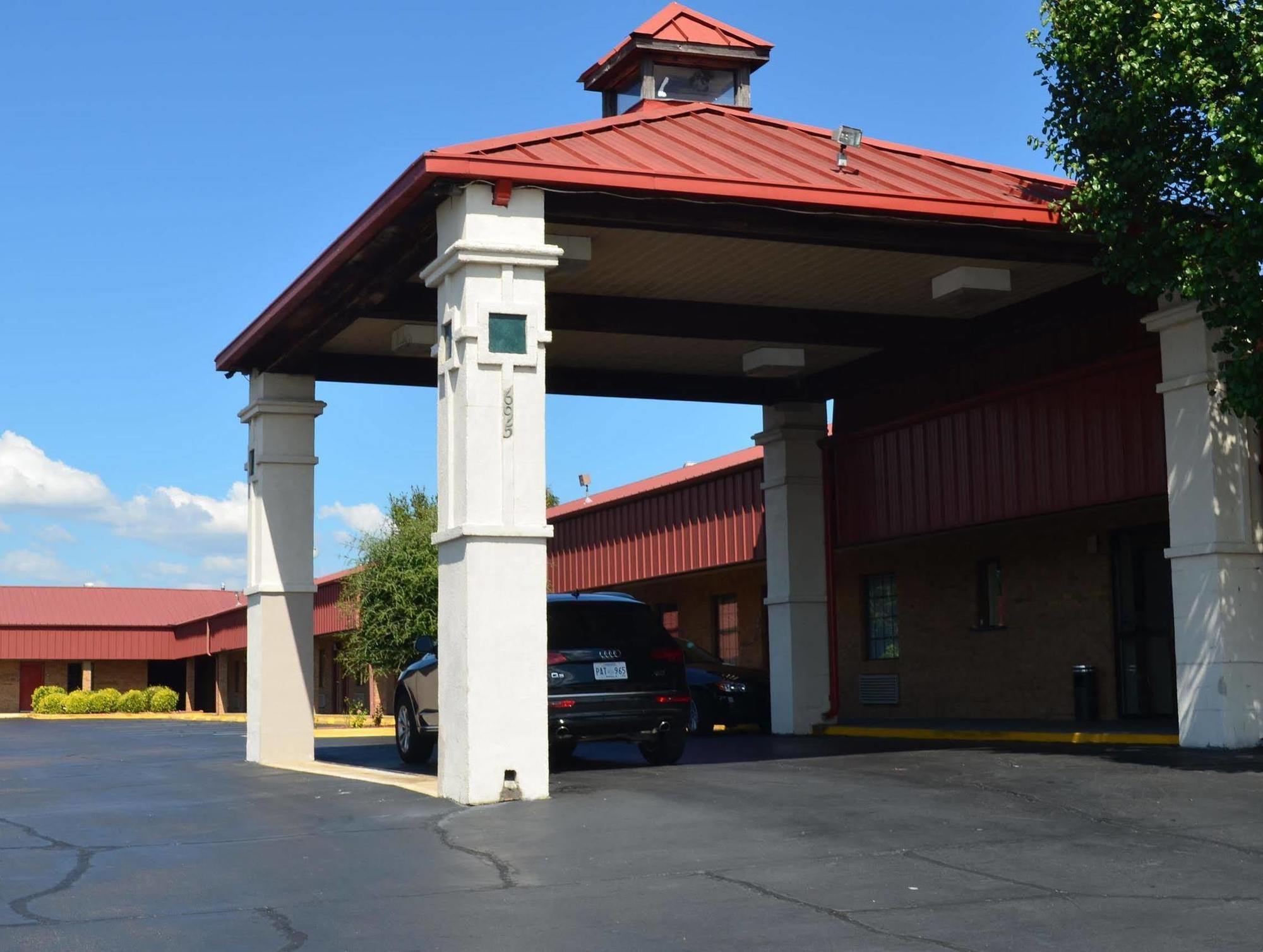 Americas Best Value Inn - Batesville Extérieur photo