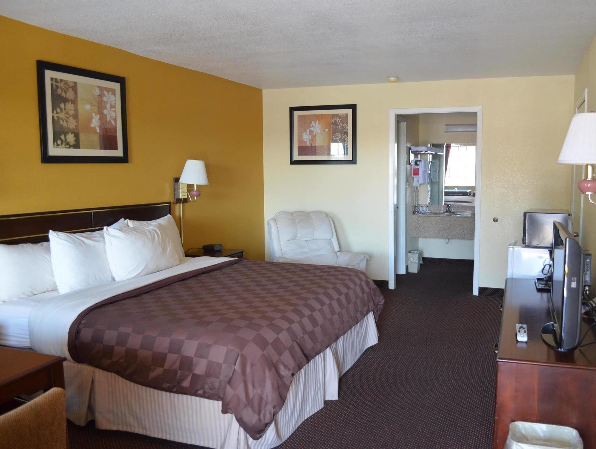 Americas Best Value Inn - Batesville Extérieur photo