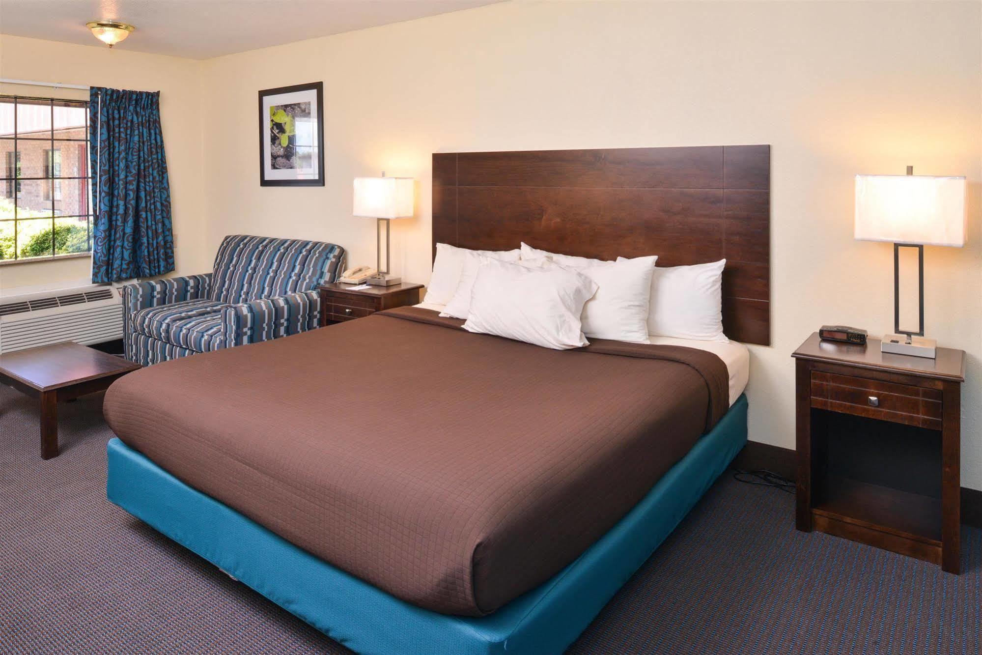 Americas Best Value Inn - Batesville Extérieur photo
