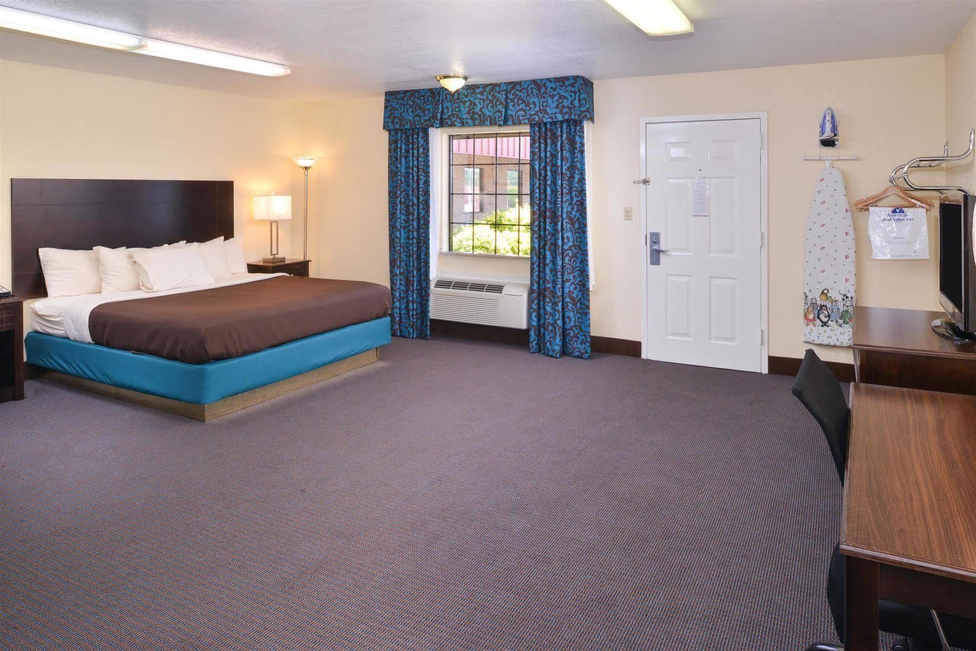 Americas Best Value Inn - Batesville Extérieur photo