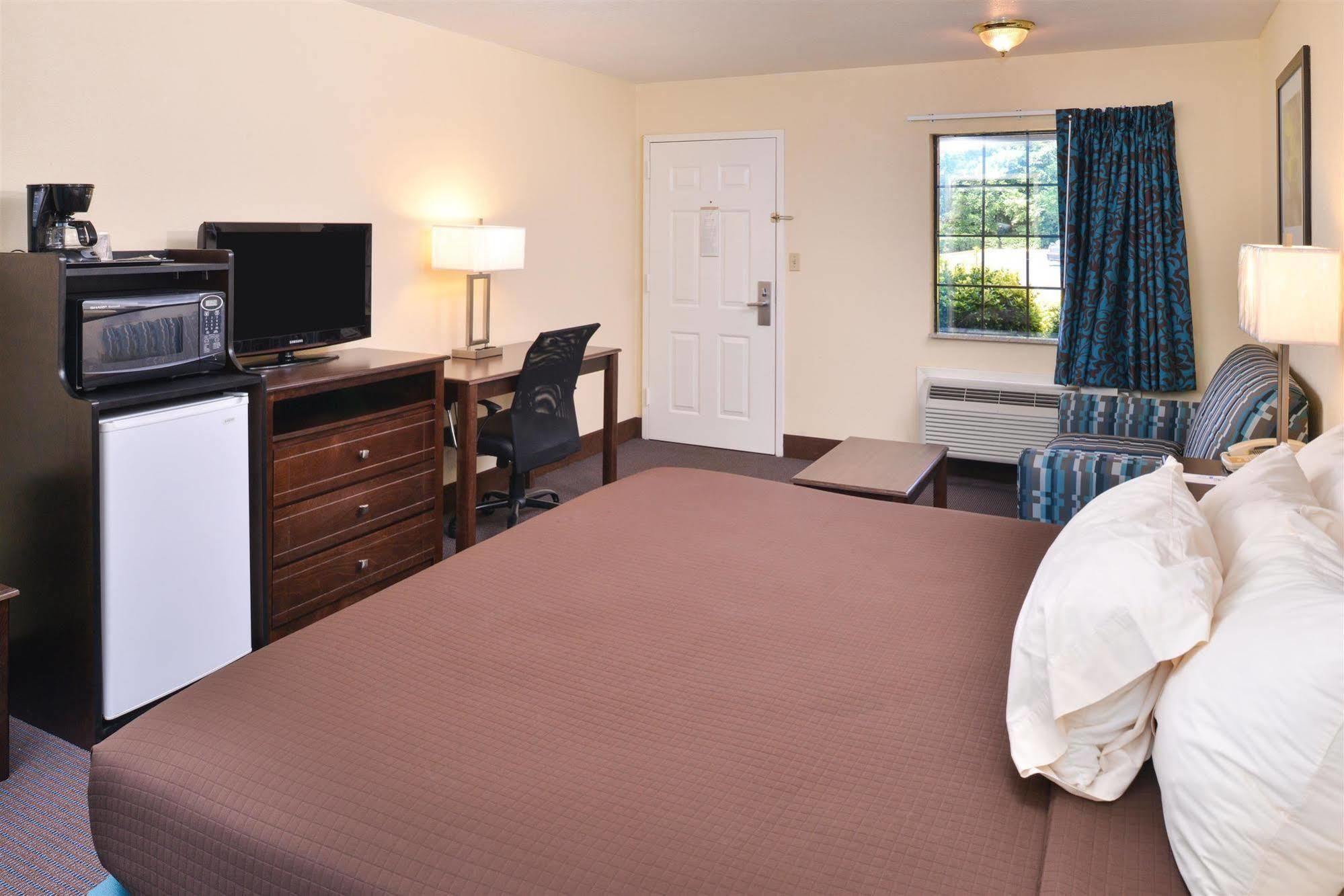 Americas Best Value Inn - Batesville Extérieur photo